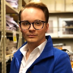 Meet your Posher, Devin